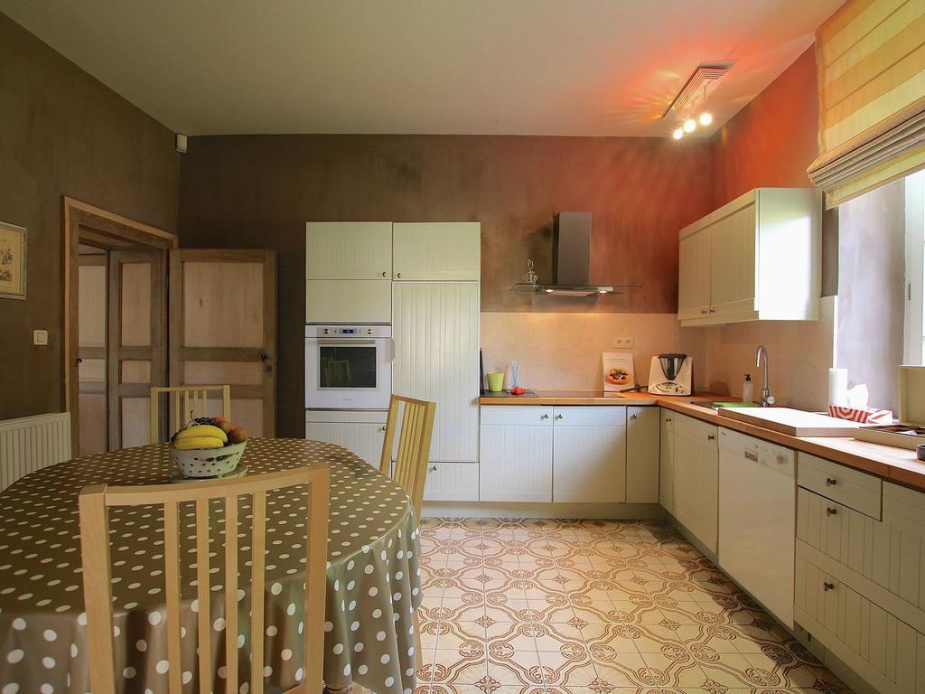 Unique Holiday Home In Virton With Jacuzzi Latour Экстерьер фото