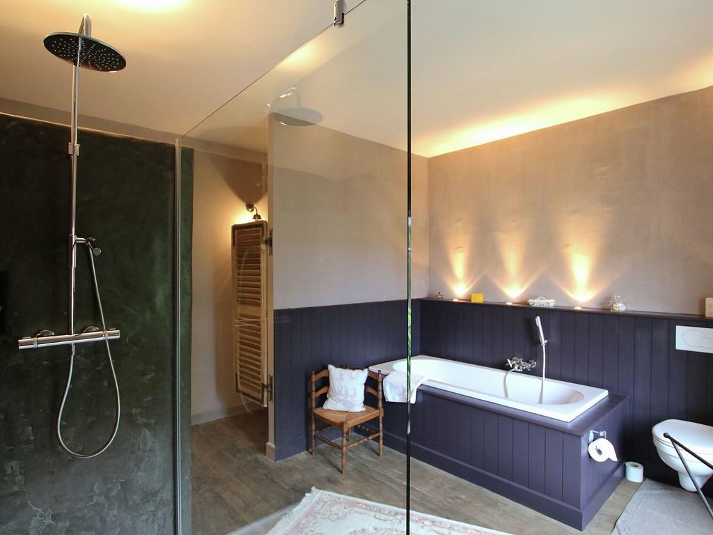 Unique Holiday Home In Virton With Jacuzzi Latour Экстерьер фото